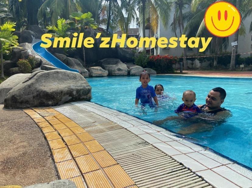 Smilez Homestay H102 & A306 At Pd Perdana Kondo Resort Port Dickson Exterior photo